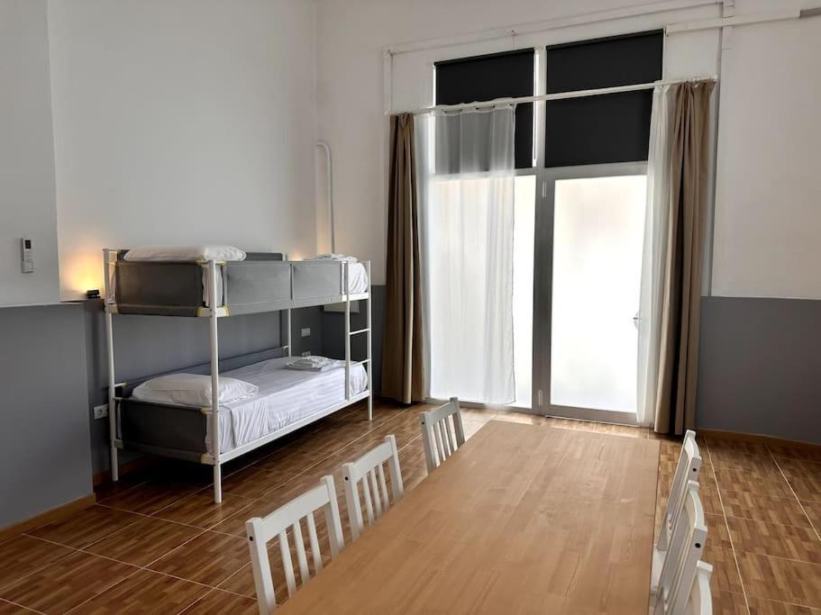 Benimaclet Industrial Apartaments Valencia Exteriör bild